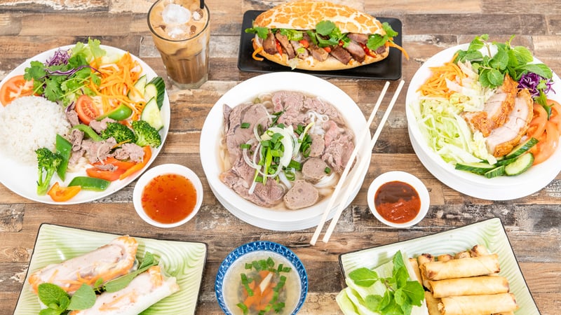 Banh Mi & Pho cover