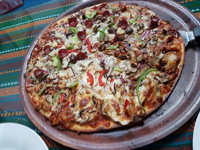 Woodfired Pizza & Kebab North Willoughby cover