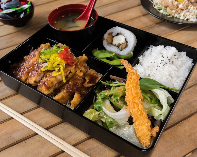 Hako Sushi Bar cover