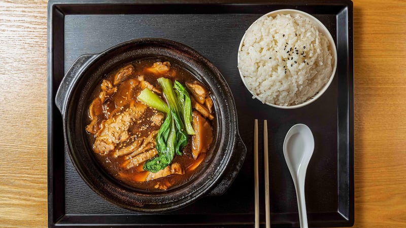 Sizzling Braised Pot cover