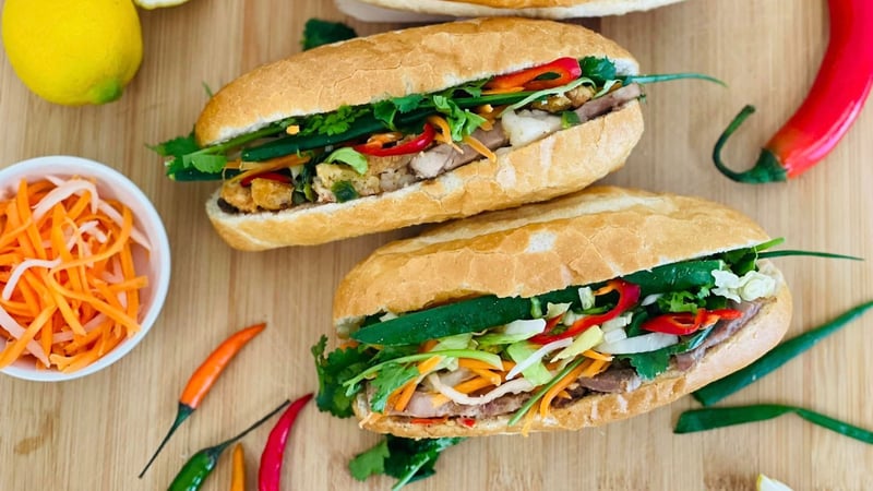 Banh Mi Yummy Yummy cover