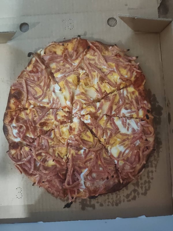Charlies Pizza Restaurant cover