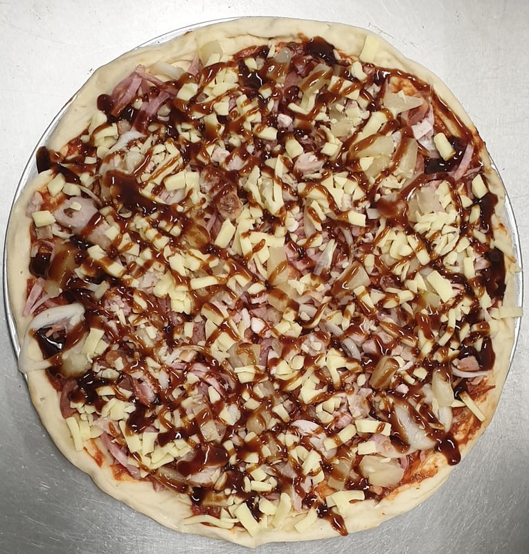 OzSrio Pizza Kebab & Cafe - Springfield Lakes cover