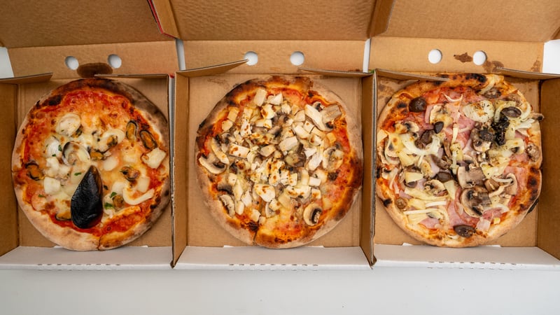 Pizzeria Divina - Werribee cover