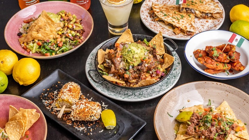 Si Senor – Mexican Street Food & Bottomless Brunch Balaclava cover