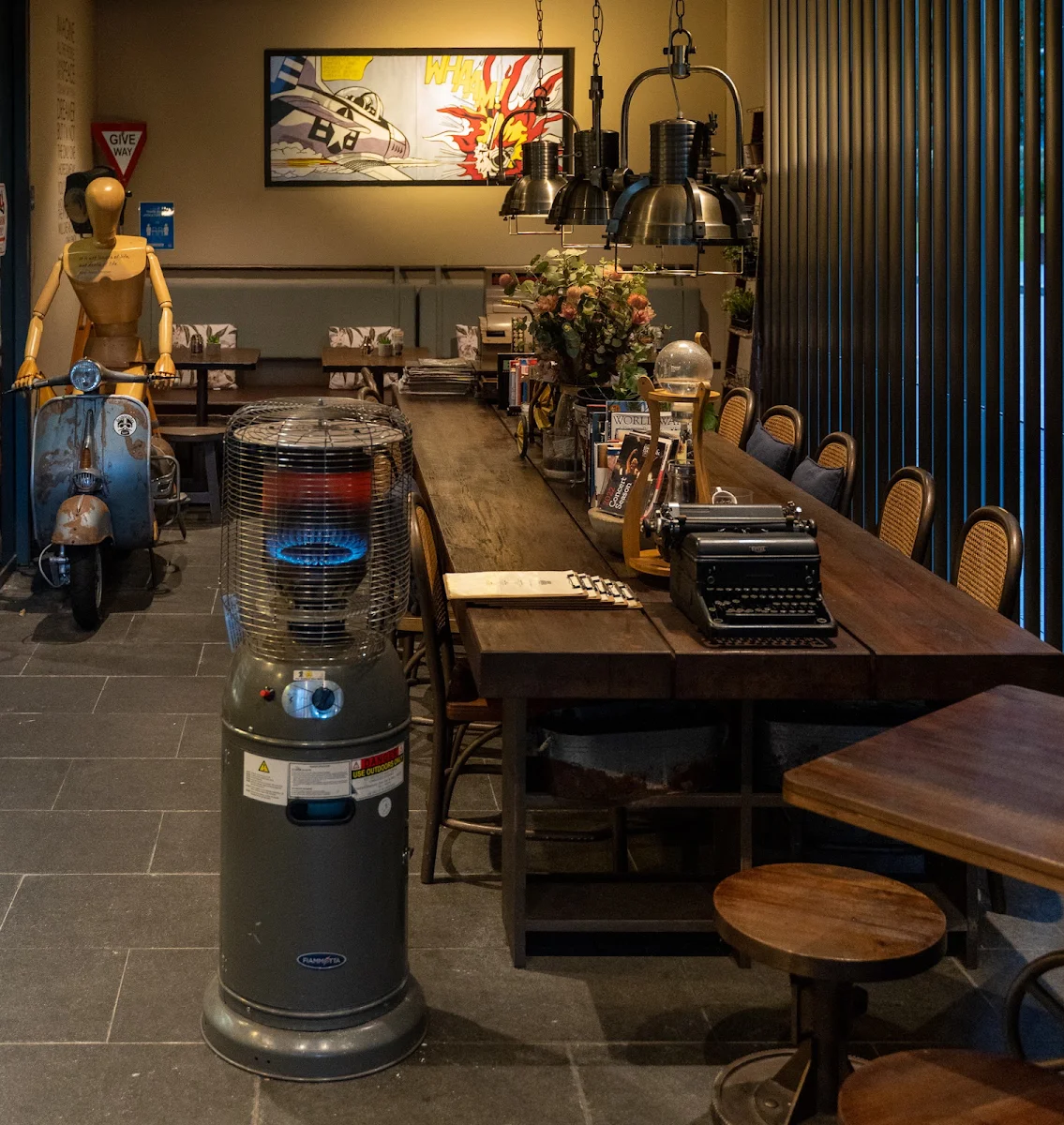 Vibe, Brews Brothers Coffee & Tea Co.