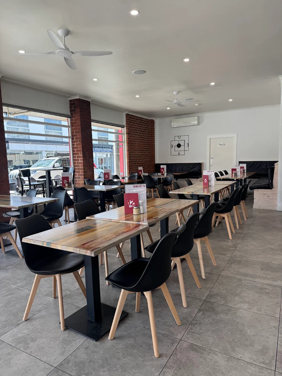 Vibe, 12 Square Cafe