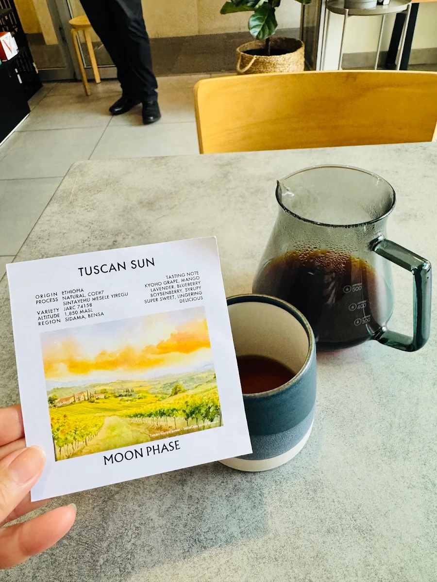 Menu, Incoming Cafe