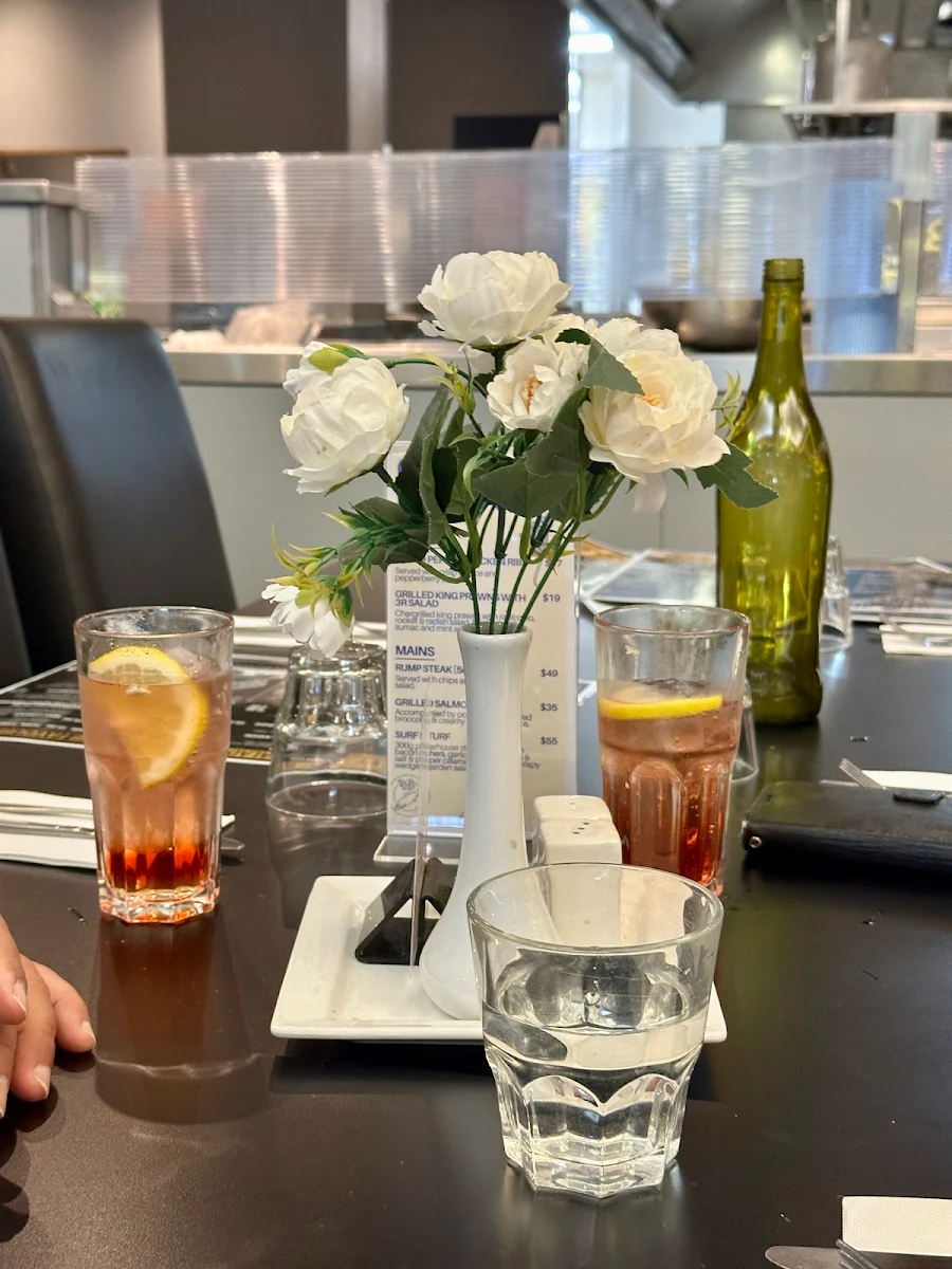 Menu, Manningham Hotel & Club