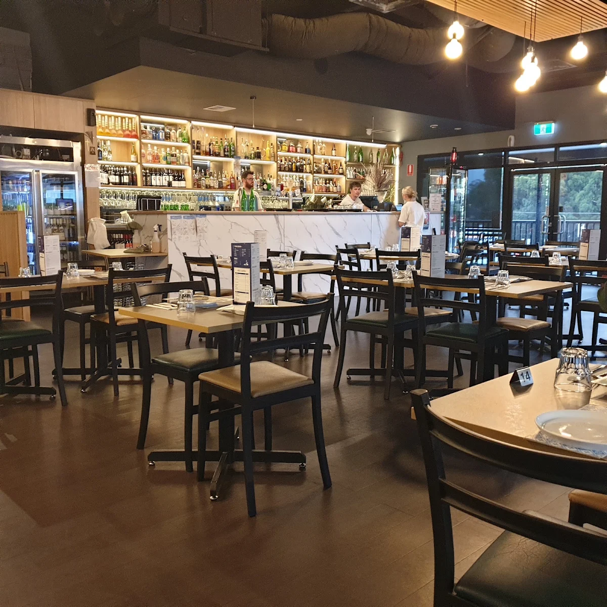 Vibe, Enzos Cucina Dural