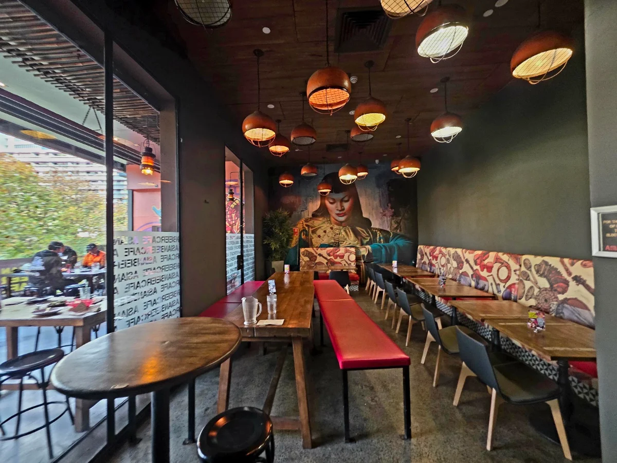 Vibe, Asian Beer Cafe