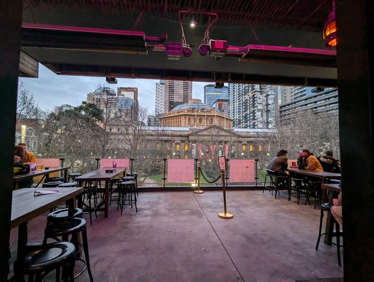 Vibe, Asian Beer Cafe