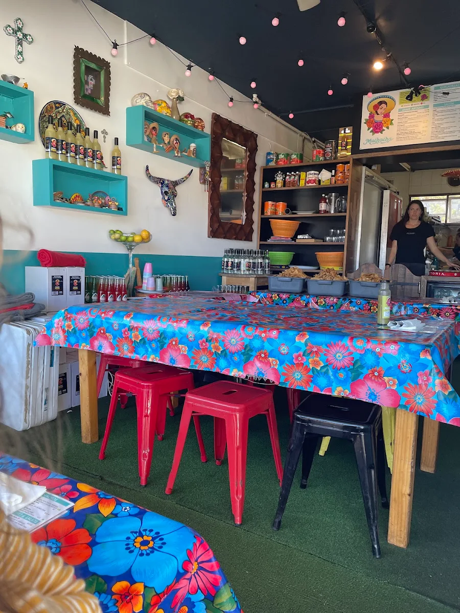 Vibe, Muchacha Mexican Kitchen