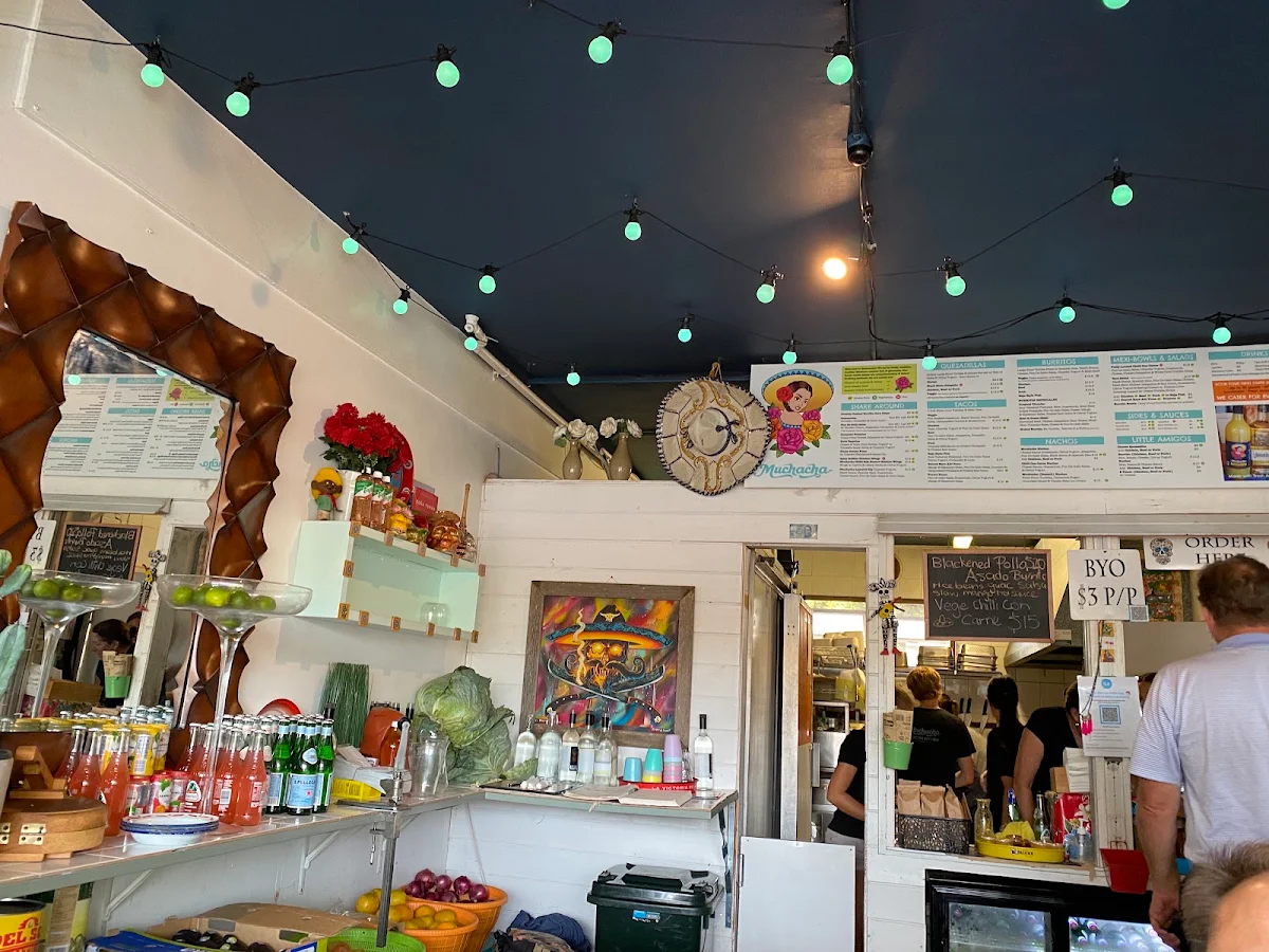 Vibe, Muchacha Mexican Kitchen