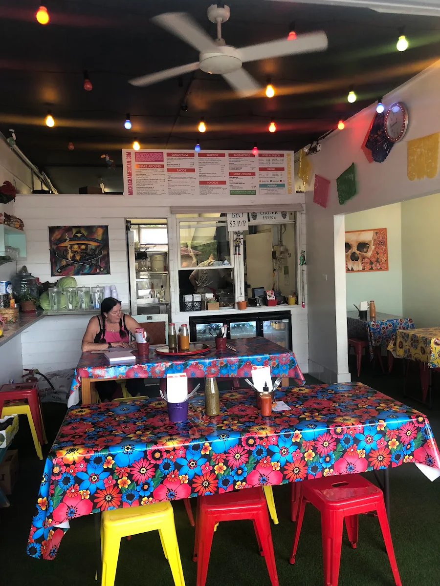 Vibe, Muchacha Mexican Kitchen
