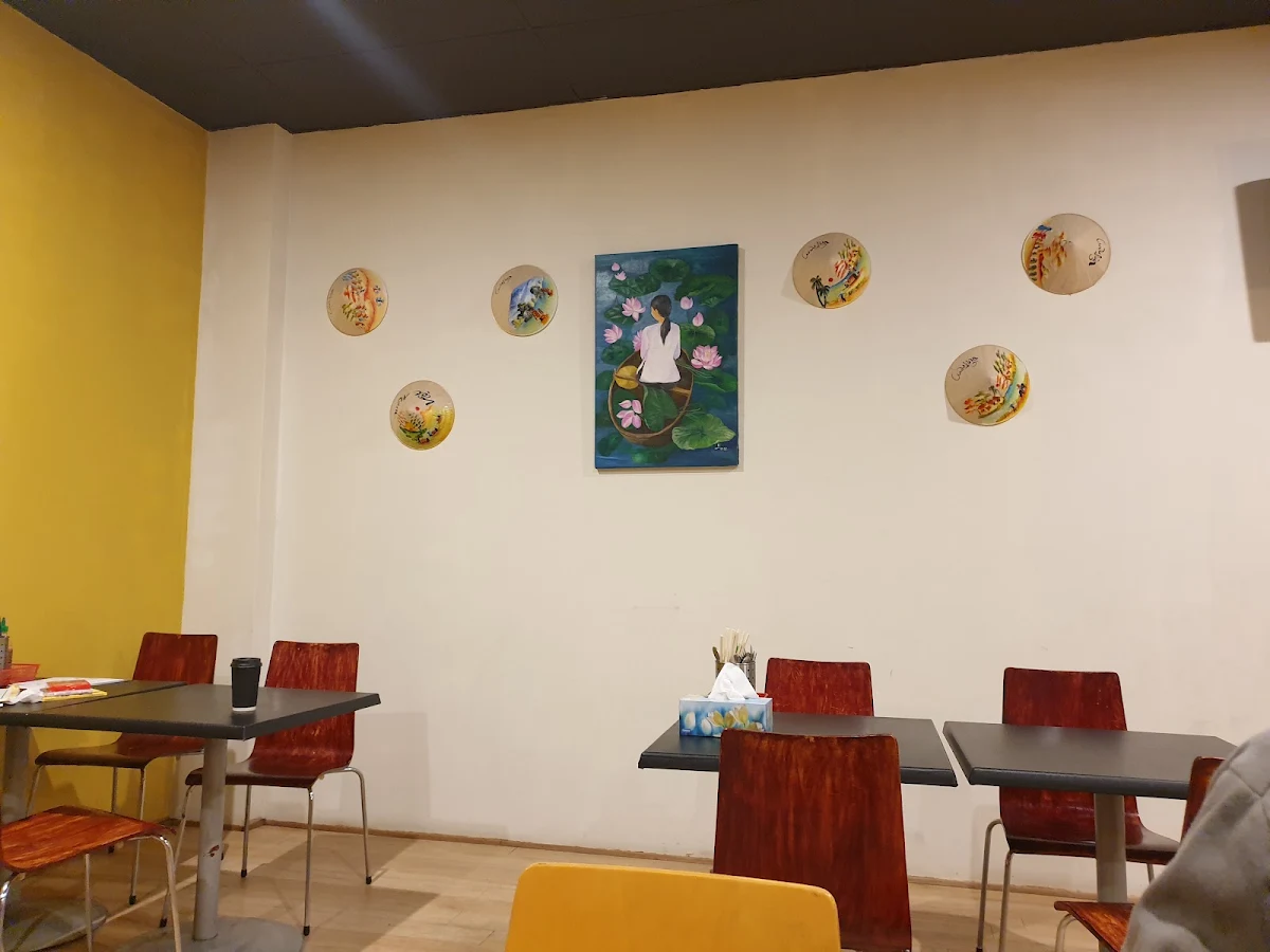 Vibe, Happy Chopstix Vietnamese Cafe