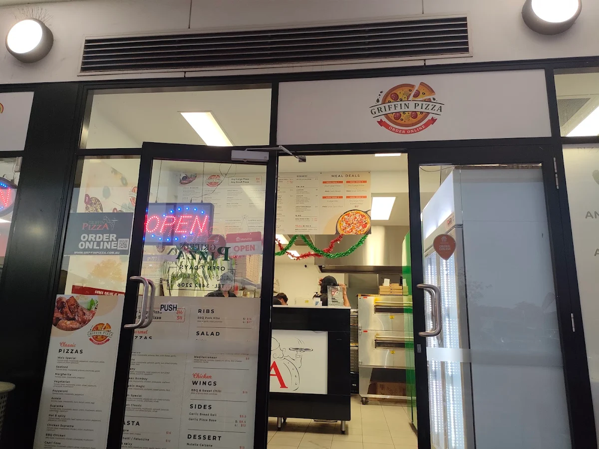 Menu, Griffin Pizza