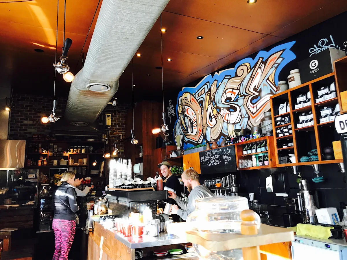 Vibe, Dose Espresso