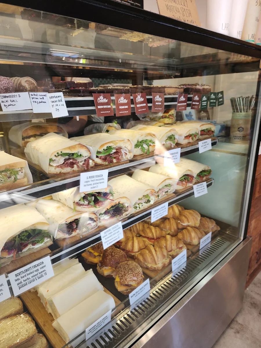 Vibe, Daily Goods Pantry & Cafe