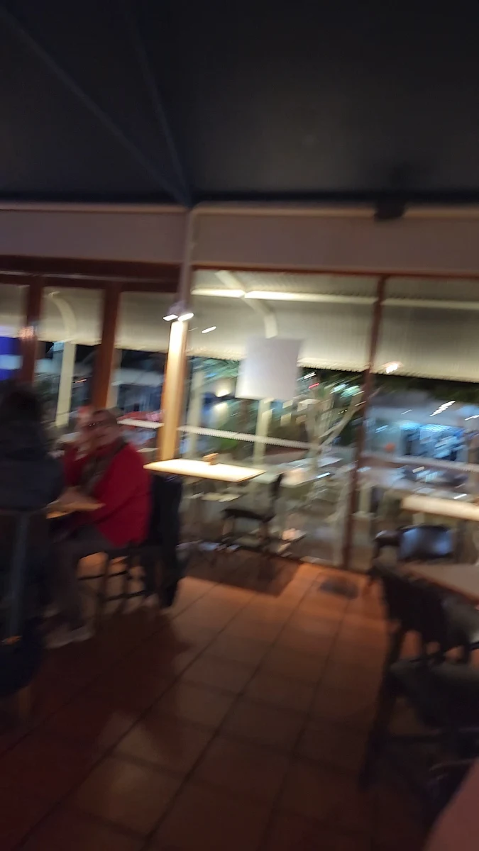 Vibe, Geckos Cafe