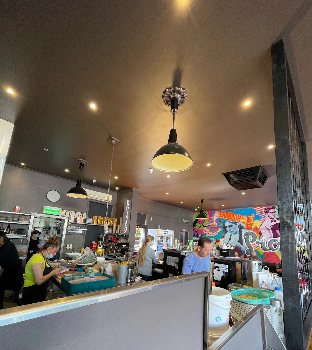 Vibe, Provisions Cafe