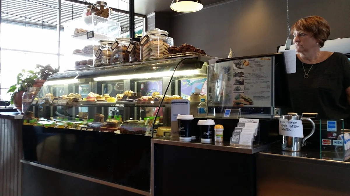 Vibe, Provisions Cafe