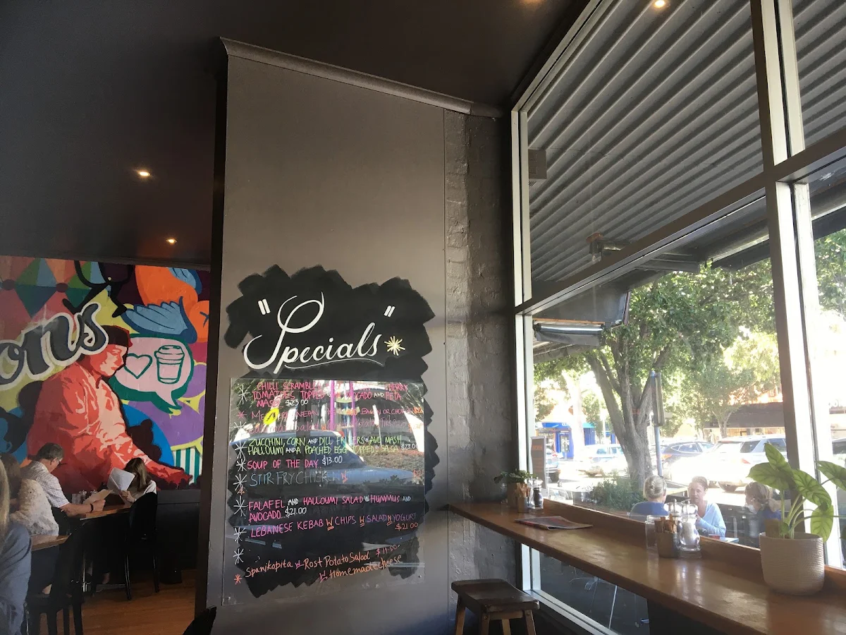 Vibe, Provisions Cafe