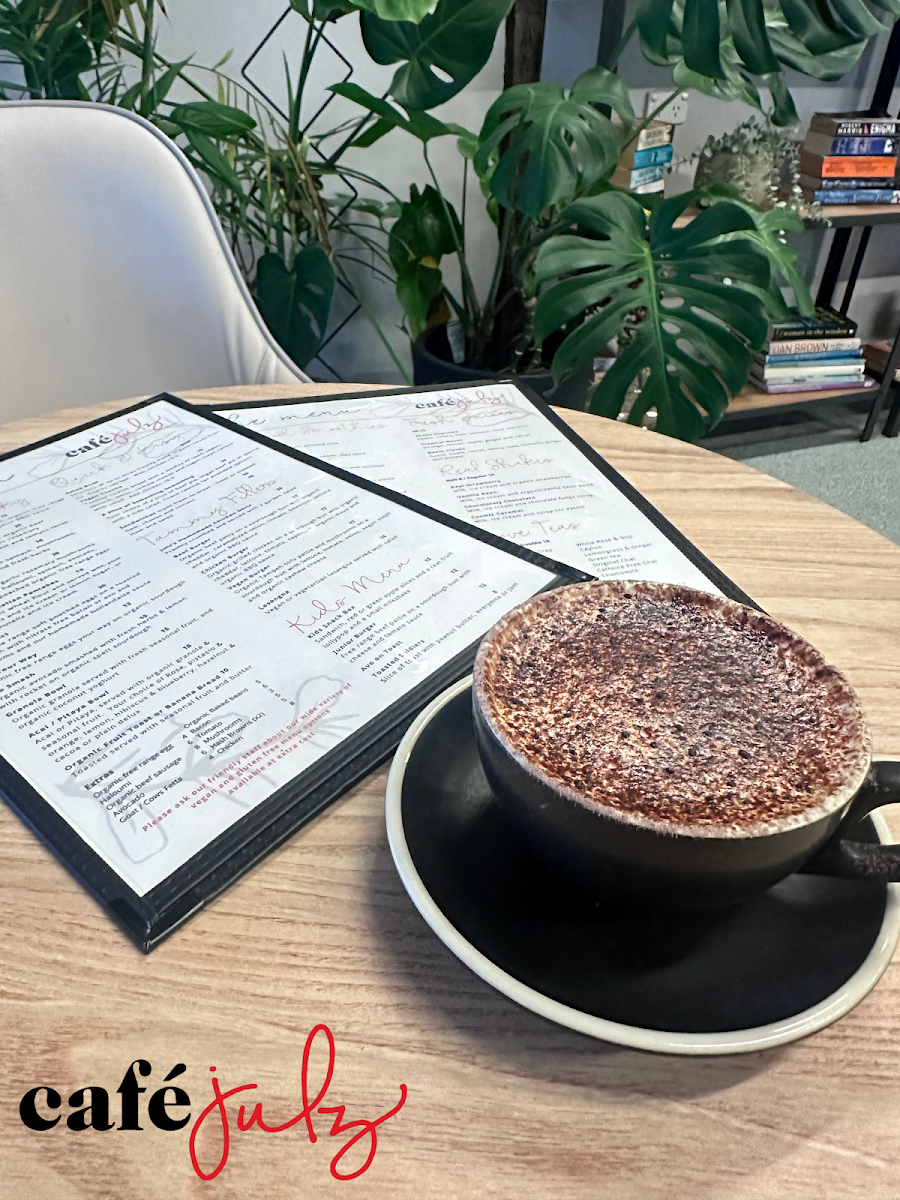 Menu, Cafe Julz