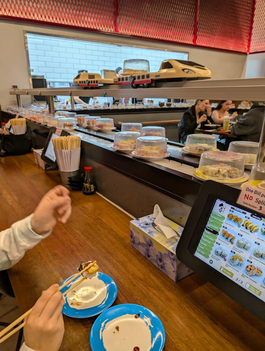 Vibe, Eat Sushi
