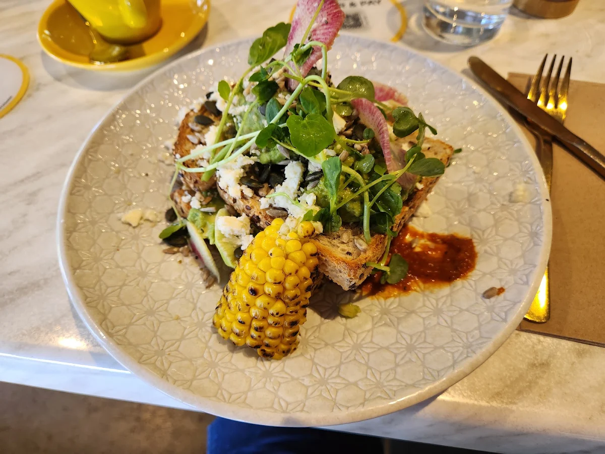Food & drink, Serotonin Eatery