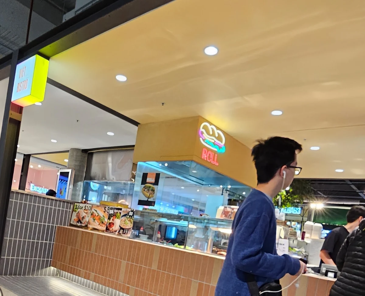 Vibe, Viet Bistro