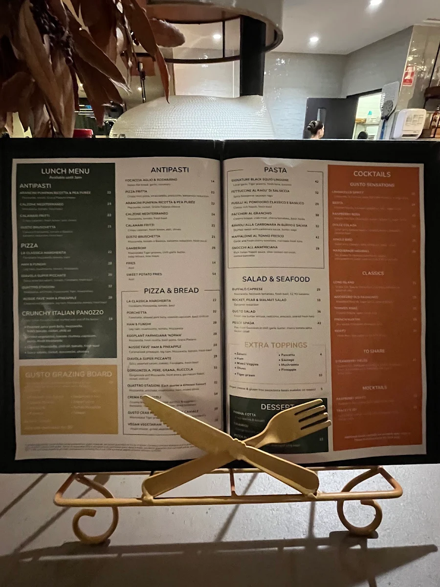 Menu, Bar Gusto