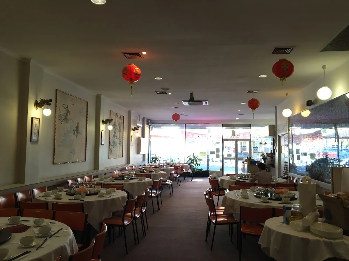 Vibe, Shangri-La Inn Malaysian & Chinese restaurant