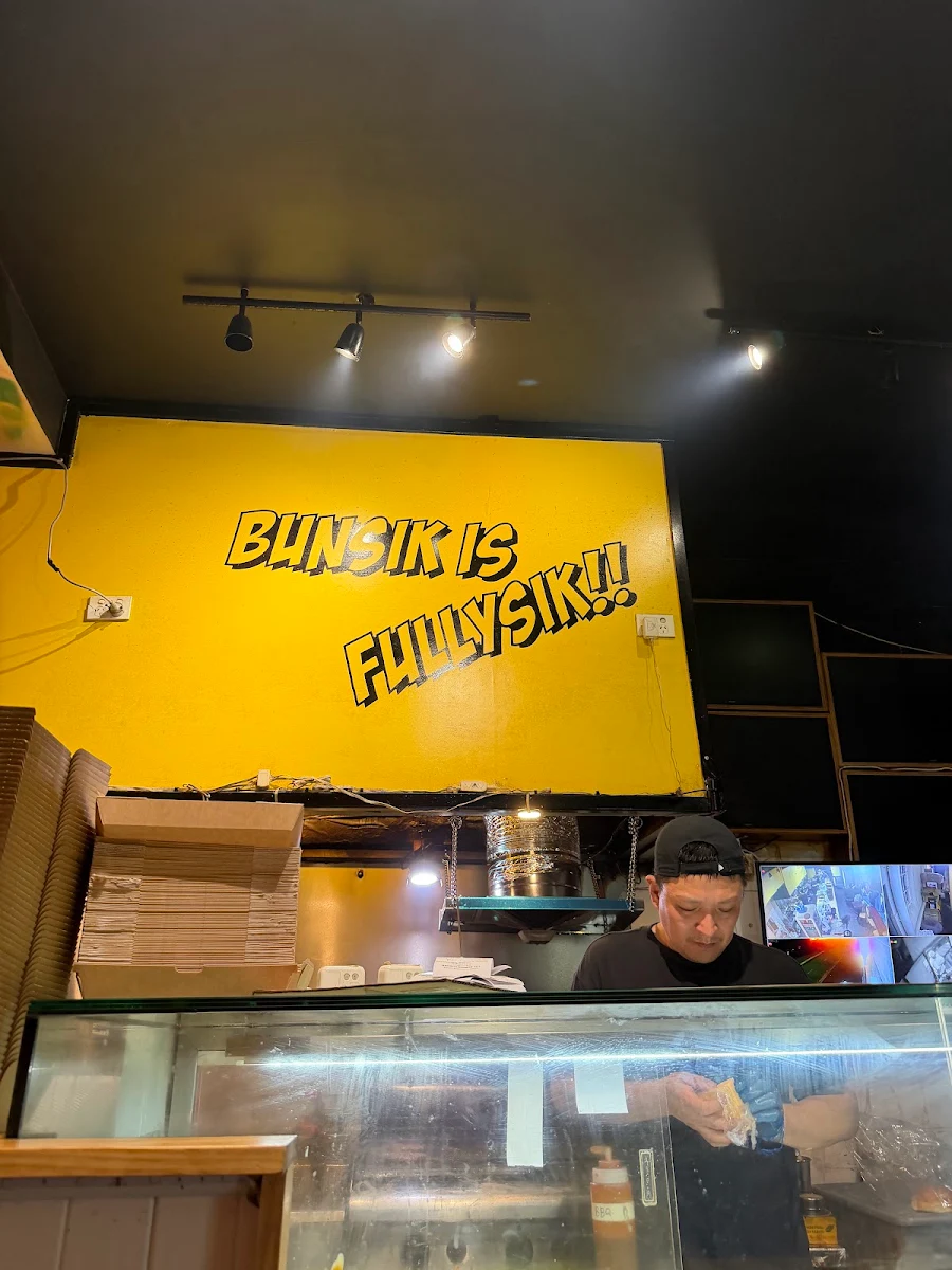 Vibe, The Bunsik Burger - Surry Hills