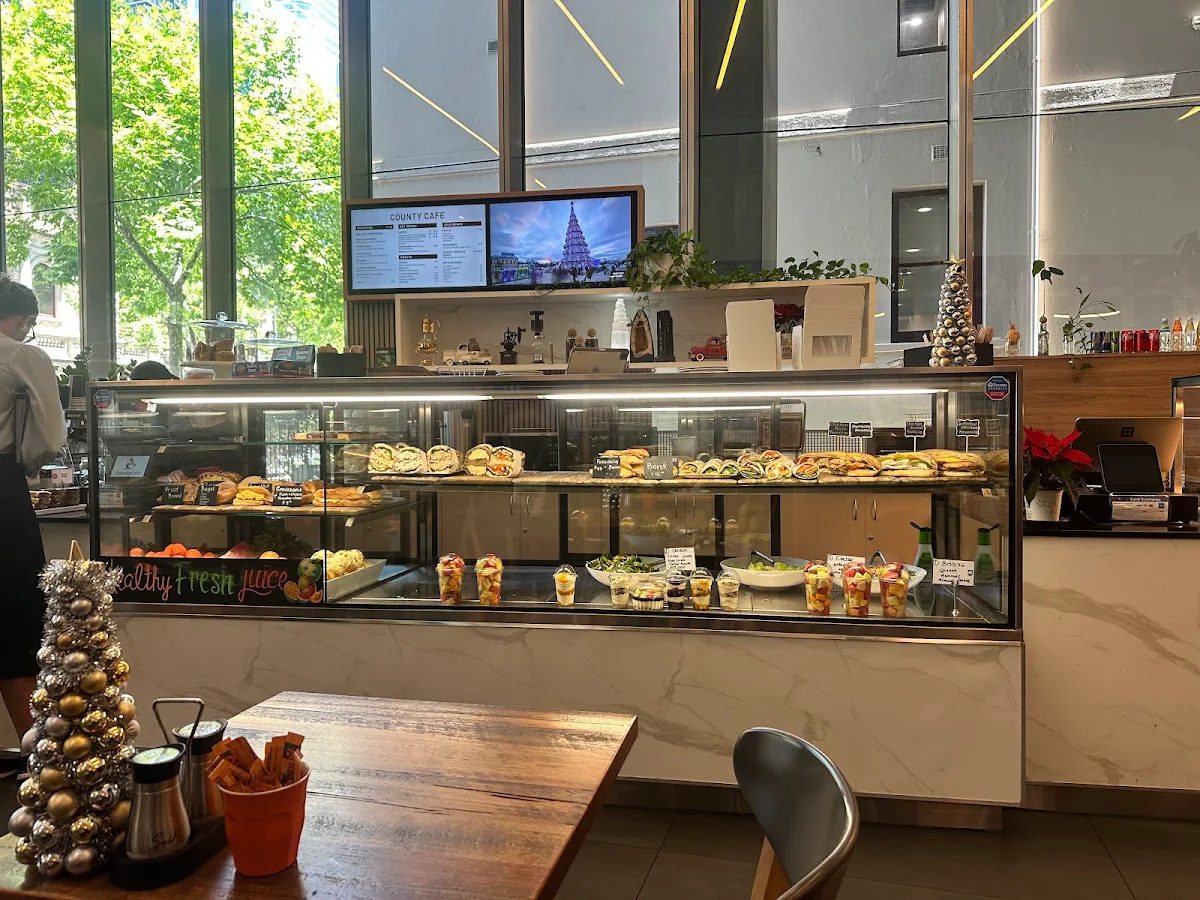 Vibe, County Cafe