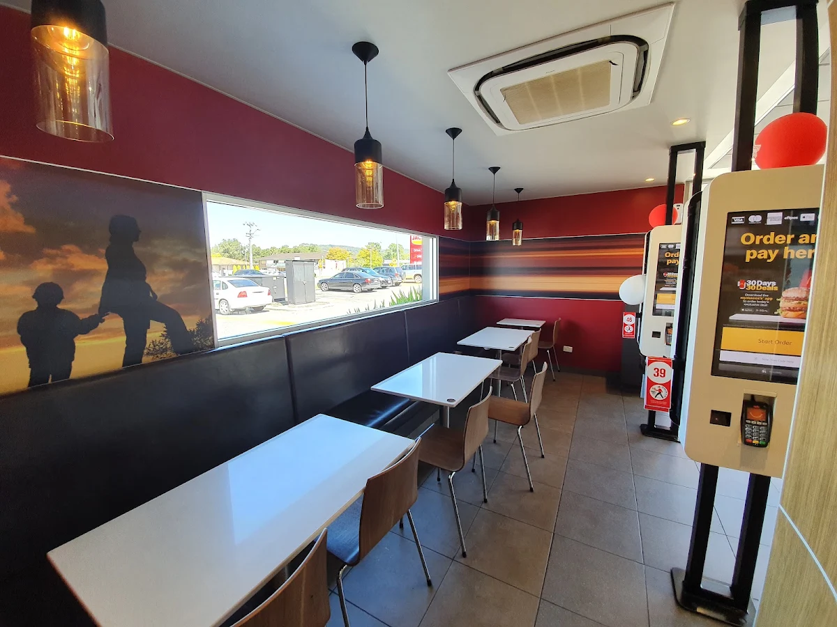 Vibe, McDonald's Kelmscott