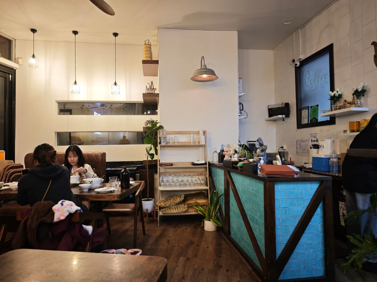 Vibe, Thaitation Restaurant