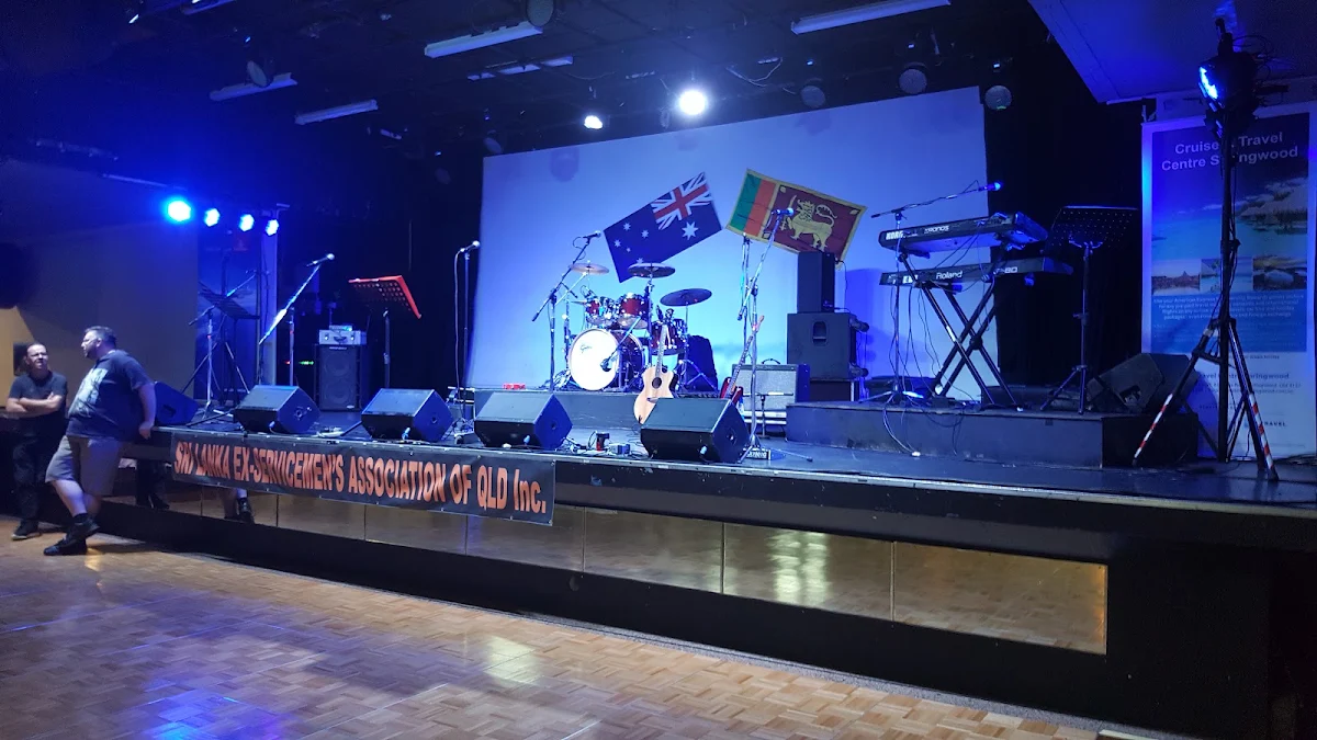 Vibe, Mansfield Tavern