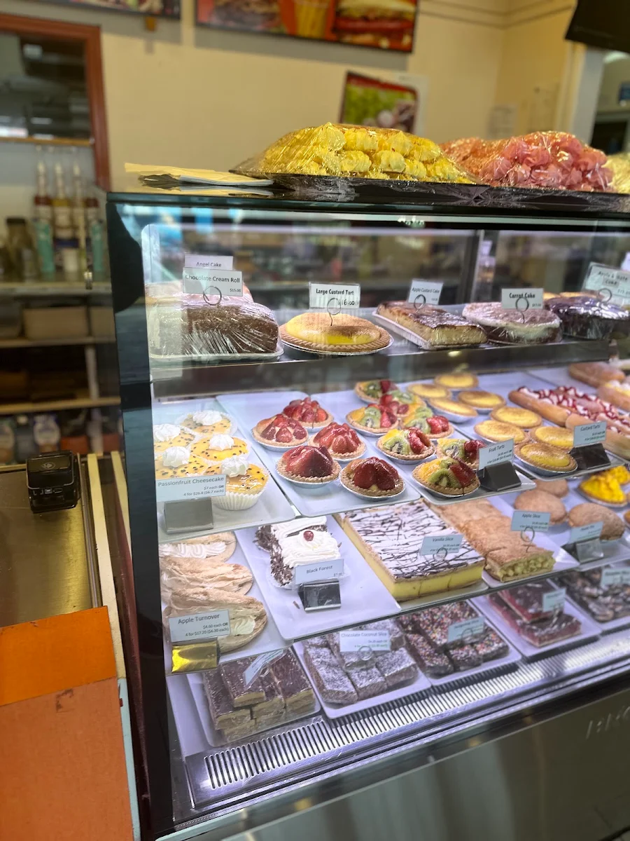 Vibe, Kingsley Patisserie