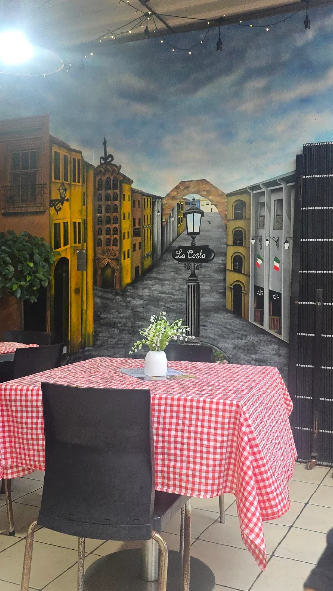 Vibe, La Costa Restaurant