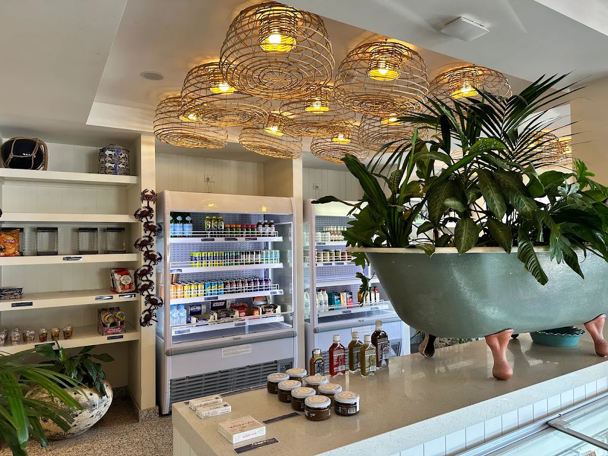 Vibe, The Boathouse Cafe
