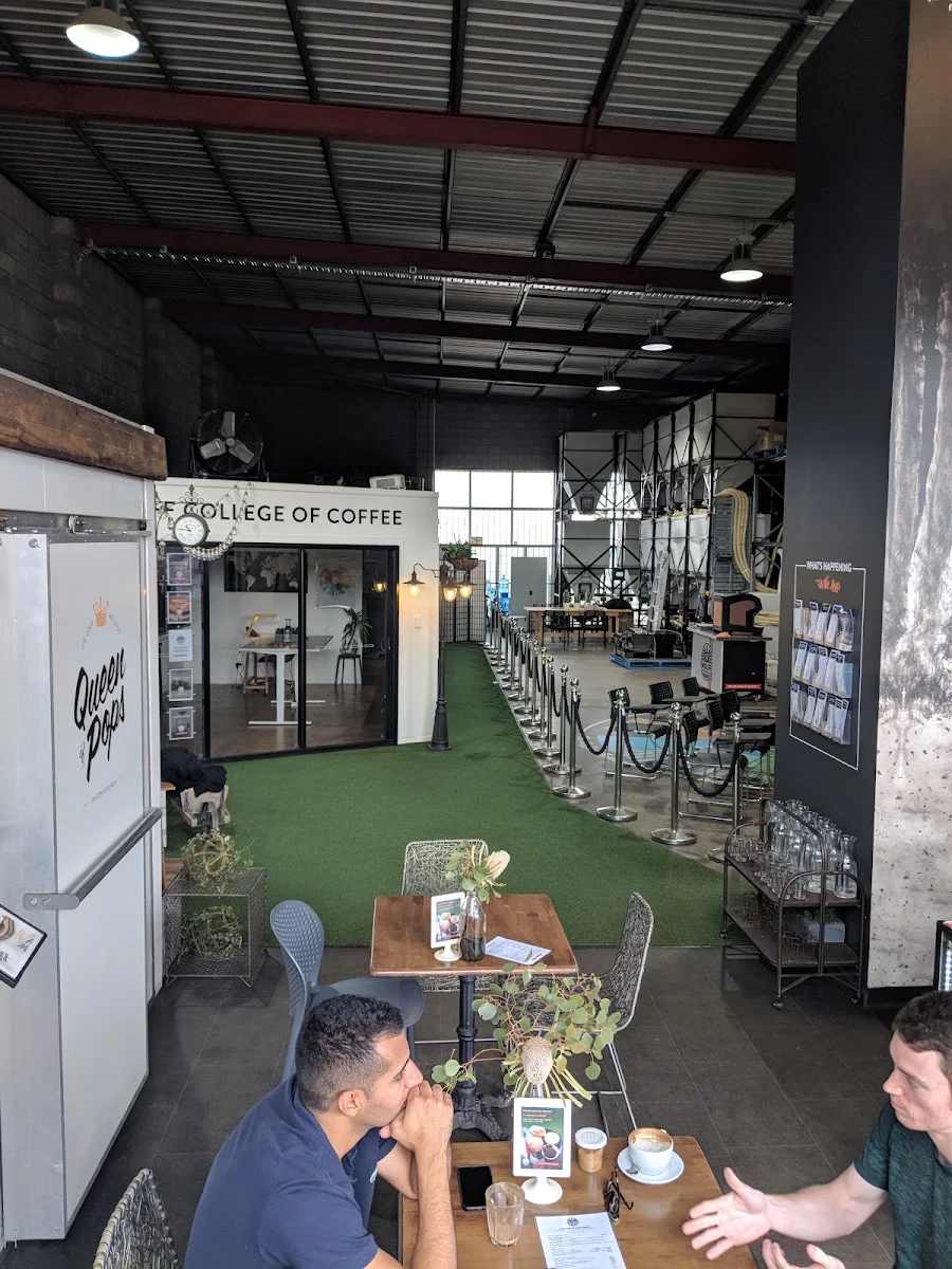 Vibe, Big Bad Wolff Espresso Bar