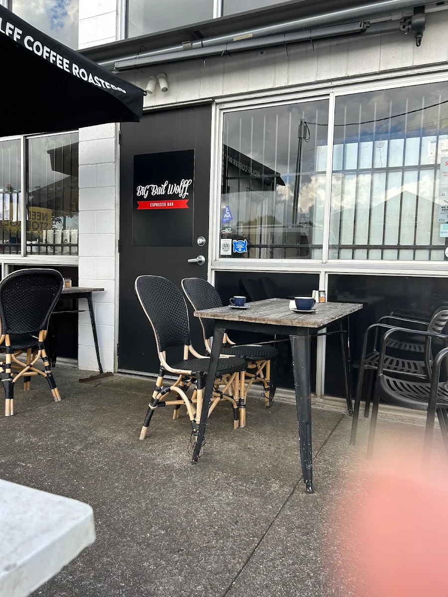 Vibe, Big Bad Wolff Espresso Bar