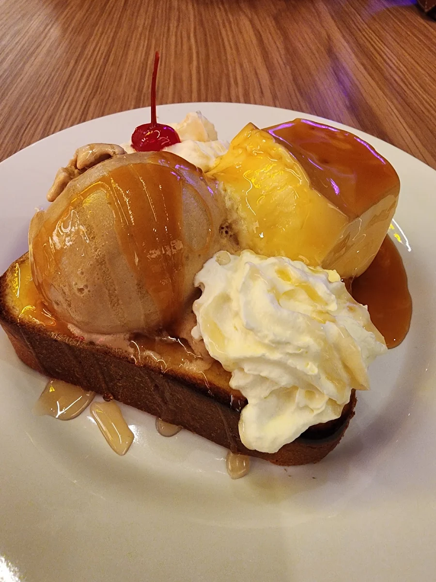 Food & drink, Honey Toast Cafe