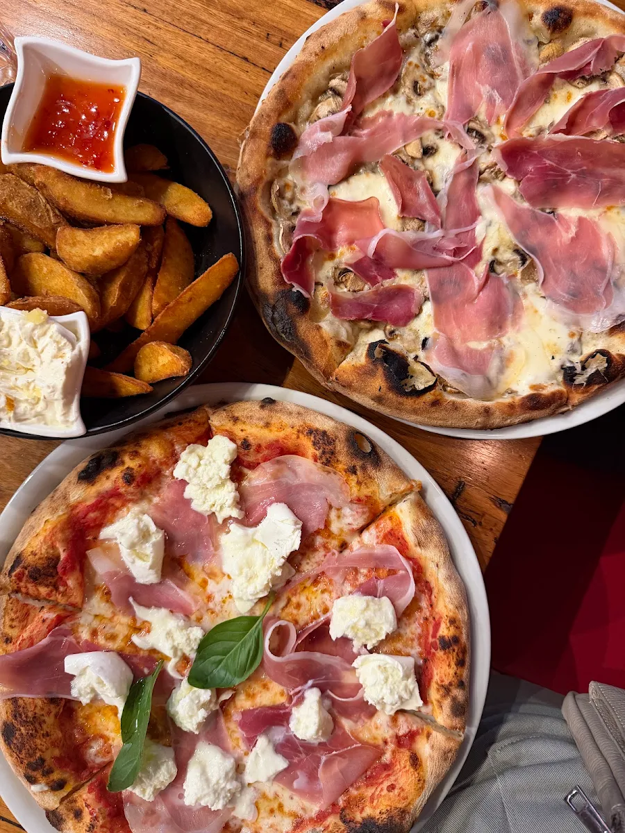Food & drink photo 4