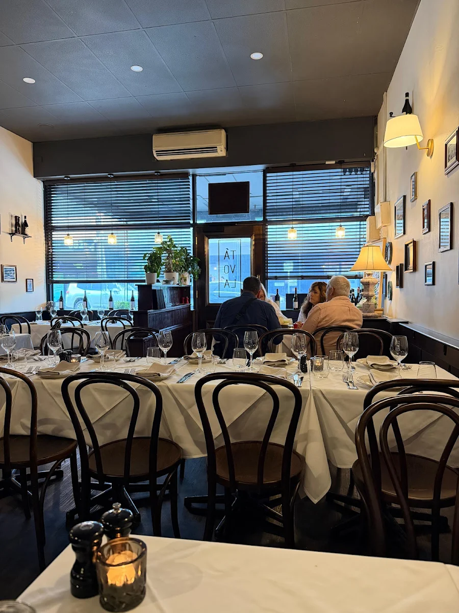 Vibe, TÁVOLA Restaurant