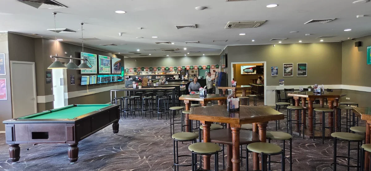 Vibe, New Victoria Tavern