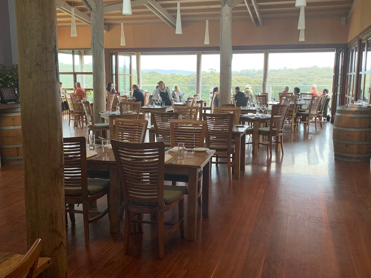 Vibe, Mimosa Wines & Restaurant
