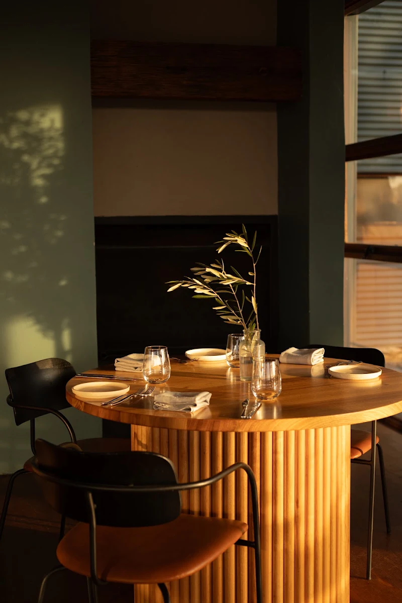 Vibe, Mimosa Wines & Restaurant
