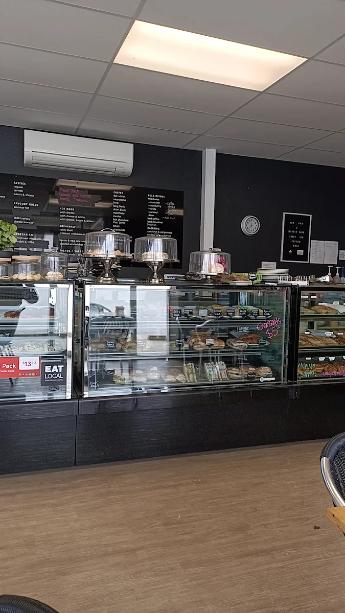 Vibe, Andy's Bakery